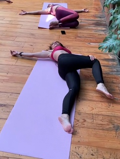 Tabata Jalil feet photo thumbnail