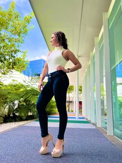 Tabata Jalil feet photo thumbnail