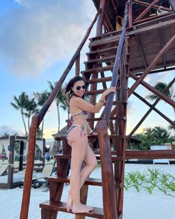 Tabata Jalil feet photo thumbnail