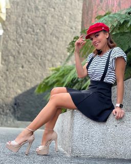 Tabata Jalil feet photo thumbnail