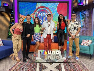 Tabata Jalil feet photo thumbnail