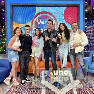 Tabata Jalil feet photo thumbnail