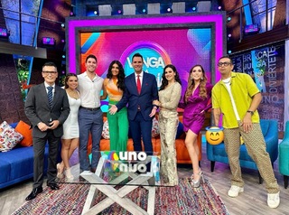 Tabata Jalil feet photo thumbnail