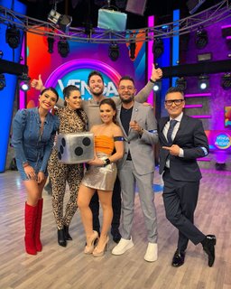 Tabata Jalil feet photo thumbnail