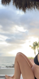 Tabata Jalil feet photo thumbnail