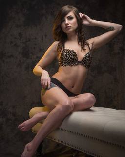 Tabby Sharp feet photo 17