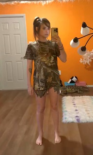 Tabby Sharp feet photo 17