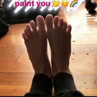Tabby Sharp feet photo 19