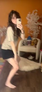 Tabby Sharp feet photo 11