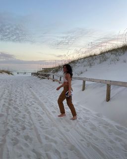 Tabitha Swatosh feet photo 20