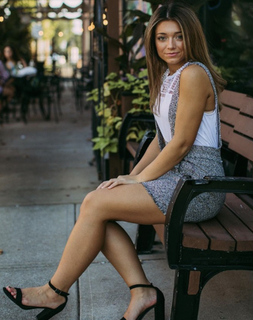 Tabitha Swatosh feet photo 13