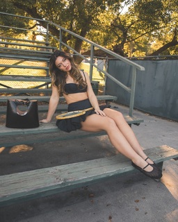 Tabitha Swatosh feet photo 1