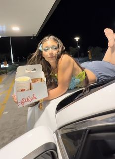 Tabitha Swatosh feet photo 6