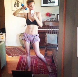 Tabrett Bethell feet photo 12