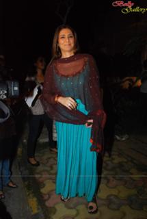 Tabu feet photo thumbnail
