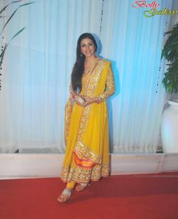Tabu feet photo thumbnail