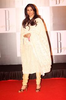 Tabu feet photo thumbnail