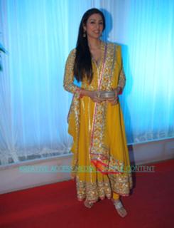 Tabu feet photo thumbnail