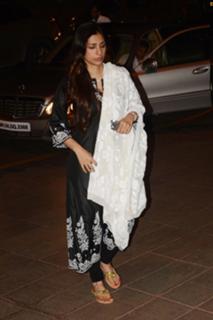 Tabu feet photo thumbnail