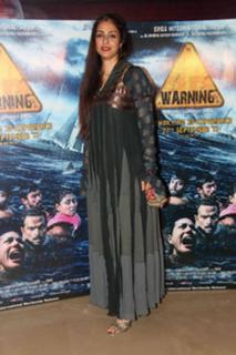 Tabu feet photo thumbnail