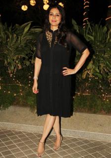 Tabu feet photo thumbnail