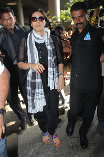 Tabu feet photo thumbnail