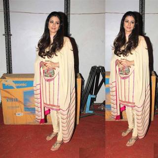 Tabu feet photo thumbnail