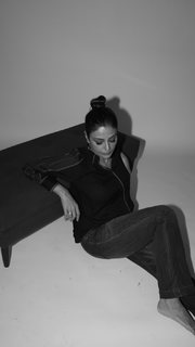 Tabu feet photo thumbnail