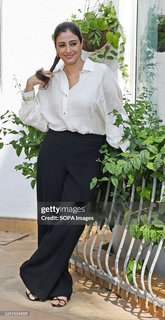 Tabu feet photo thumbnail