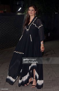 Tabu feet photo thumbnail