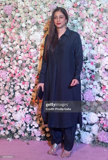 Tabu feet photo thumbnail