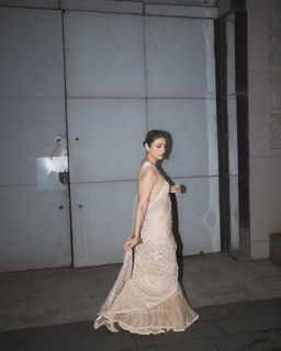 Tabu feet photo thumbnail