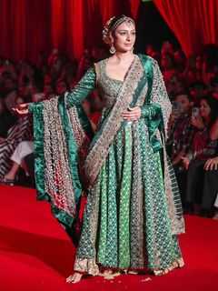 Tabu feet photo 4