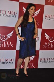 Tabu feet photo thumbnail