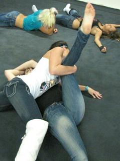 Taeler Conrad-Mellen feet photo 14