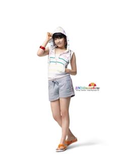 Taeyeon feet photo thumbnail