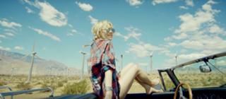 Taeyeon feet photo thumbnail