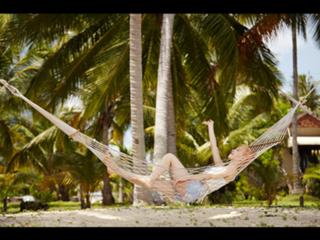 Taeyeon feet photo thumbnail