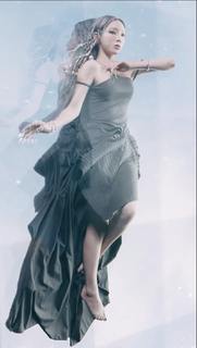 Taeyeon feet photo thumbnail