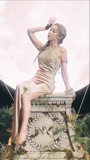 Taeyeon feet photo thumbnail