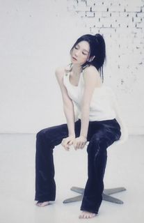 Taeyeon feet photo 20