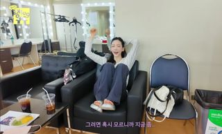 Taeyeon feet photo 2