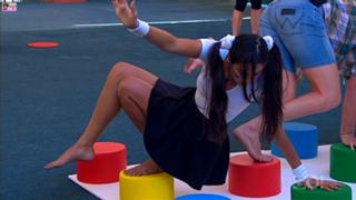 Tahan Lew-Fatt feet photo 6