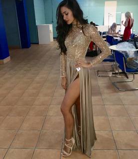 Tahan Lew-Fatt feet photo 11