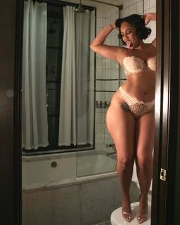 Tahiry Jose feet photo 1