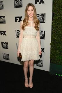 Taissa Farmiga feet photo thumbnail