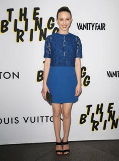 Taissa Farmiga feet photo thumbnail
