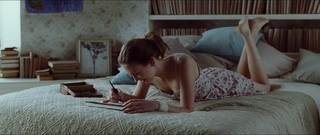 Taissa Farmiga feet photo thumbnail