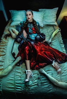 Taissa Farmiga feet photo thumbnail