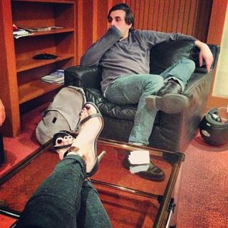 Tal Benyezri feet photo thumbnail